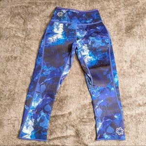 Zaggora High Rise Capri Hot Pants Size XS